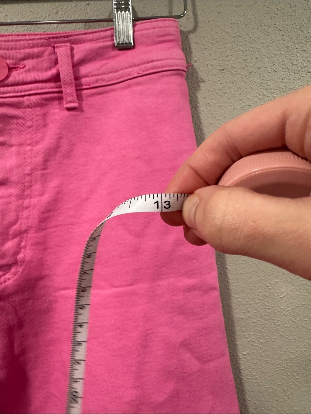 Zara Marine Straight Wide
Leg Jeans Hot Pink Raw Hem
High Waist Size 6 - Picture 5 of 7